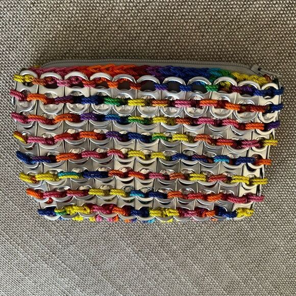 SODA TAB CLUTCH BAG, like new! In rainbow colors UNIQUE! - Picture 7 of 10